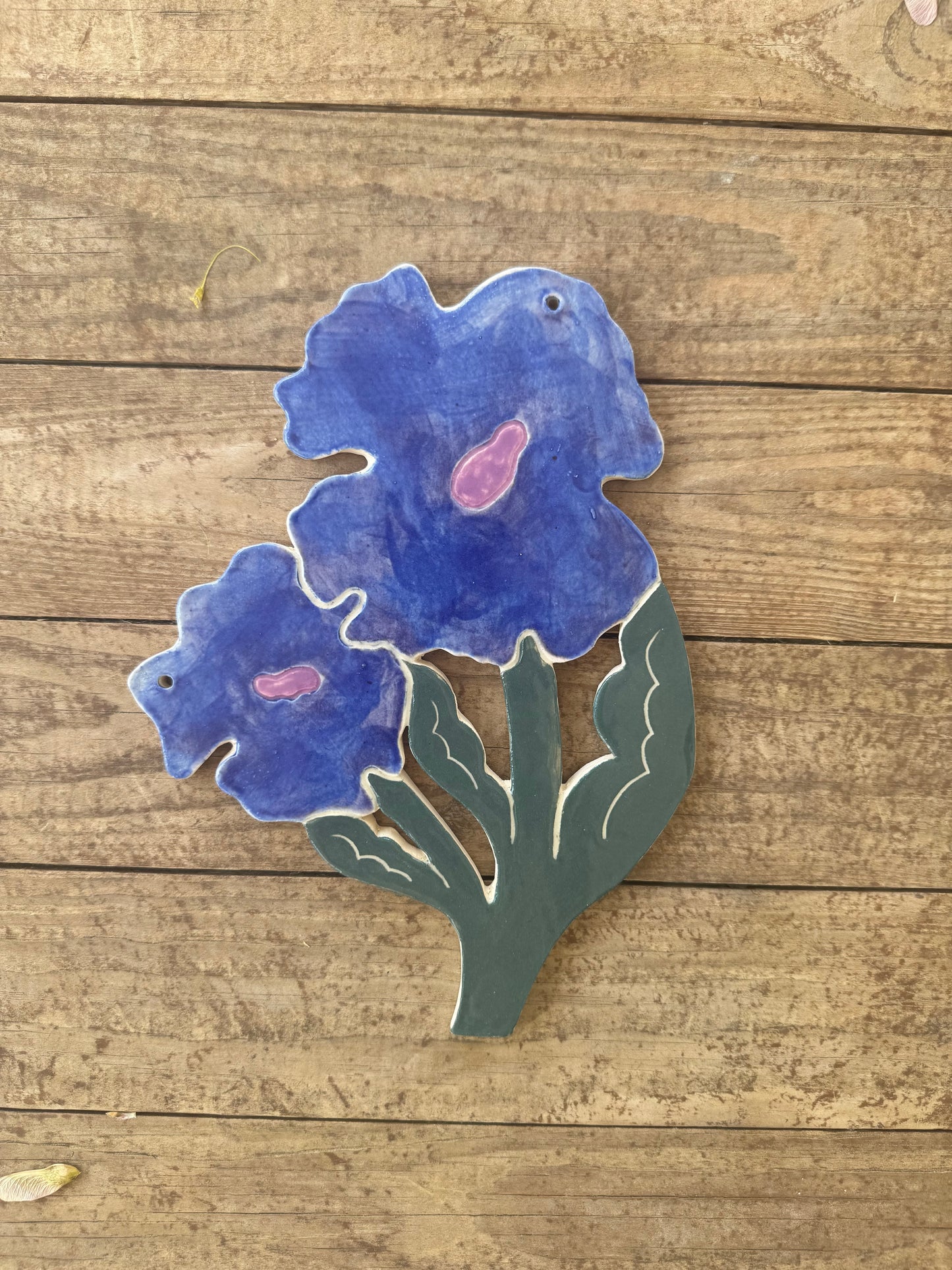 Westhand Co - Periwinkle Ceramic Flowers Wall Decor
