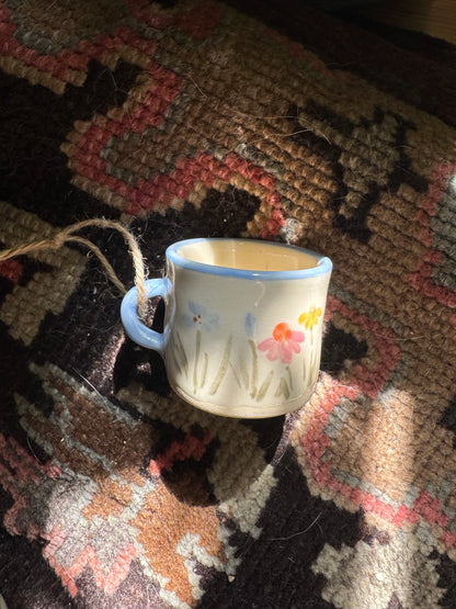 Kimly Ceramics - Native Wildflowers Mini Mug Ornament